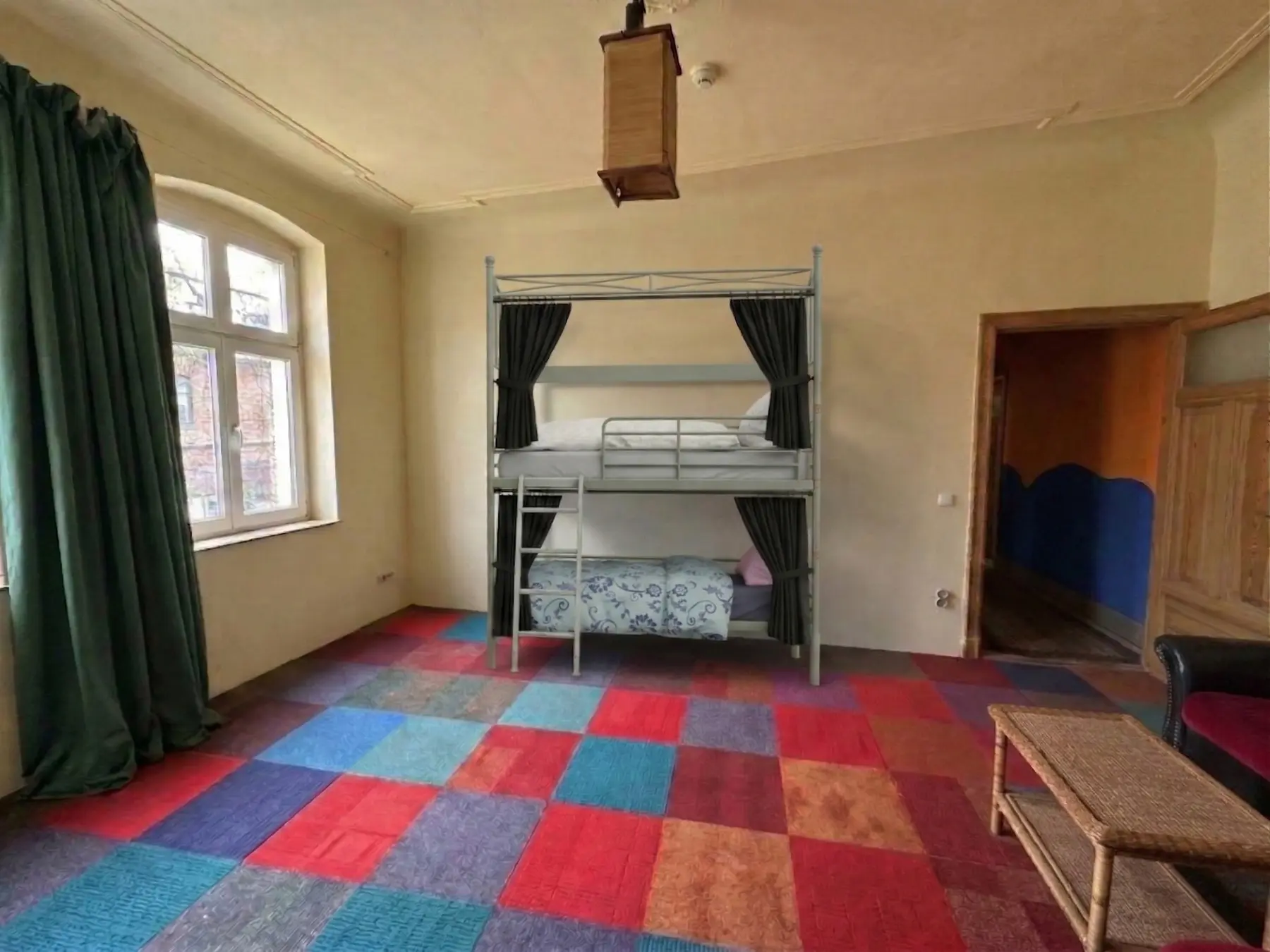 6-Bed Dorm