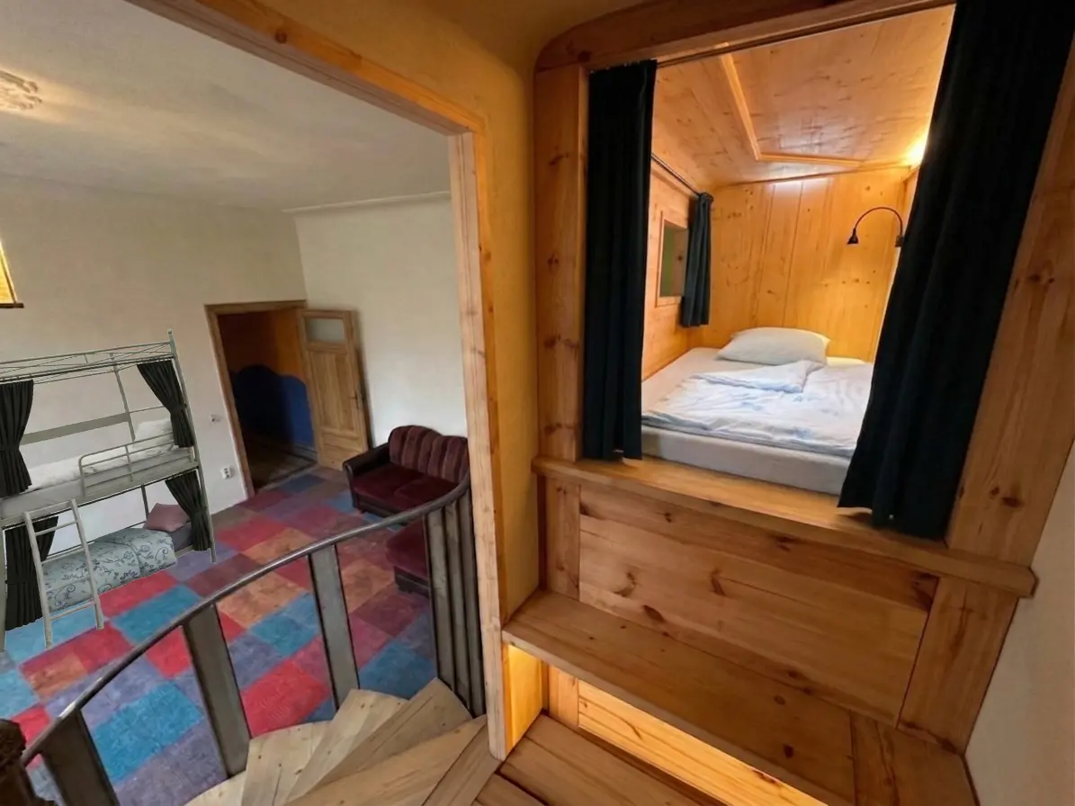 6-Bed Dorm